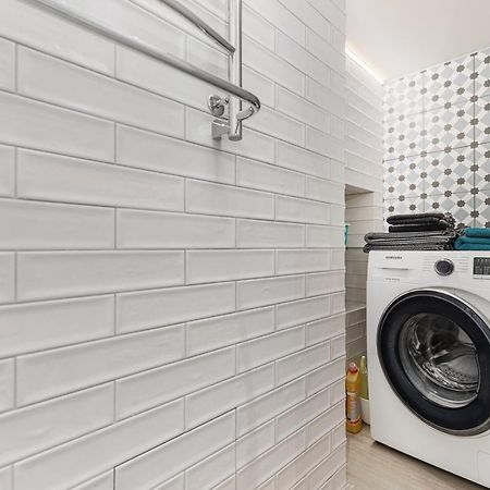 Квартира С Балконом И 2 Спальнями "Na Knyazheskoy" Apartment Odessa Luaran gambar