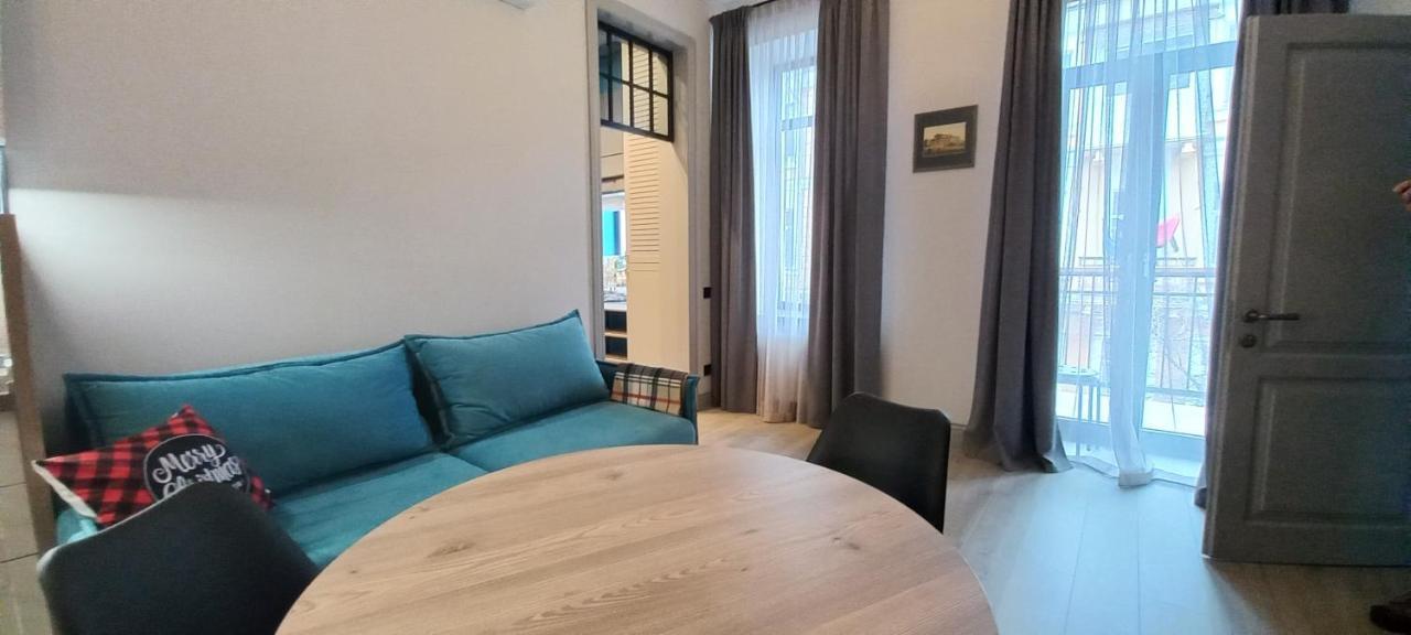 Квартира С Балконом И 2 Спальнями "Na Knyazheskoy" Apartment Odessa Luaran gambar